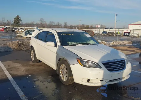 2012 Chrysler 200 Touring из США, поврежденный, VIN 1C3CCBBB3CN283956